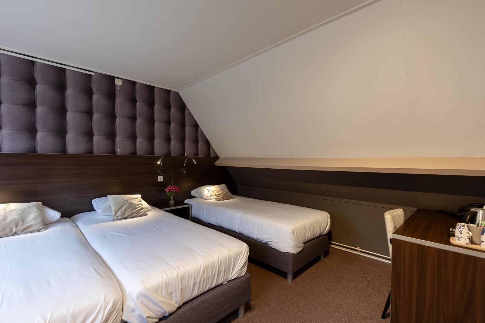 Hotel De Magneet Hoorn  Exterior photo