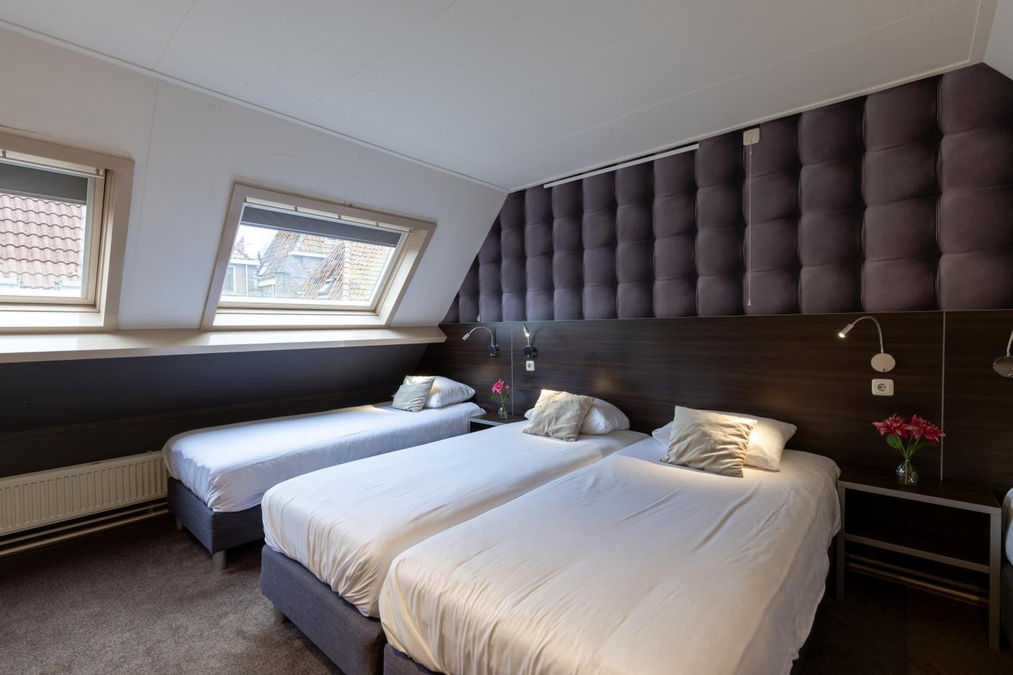 Hotel De Magneet Hoorn  Exterior photo